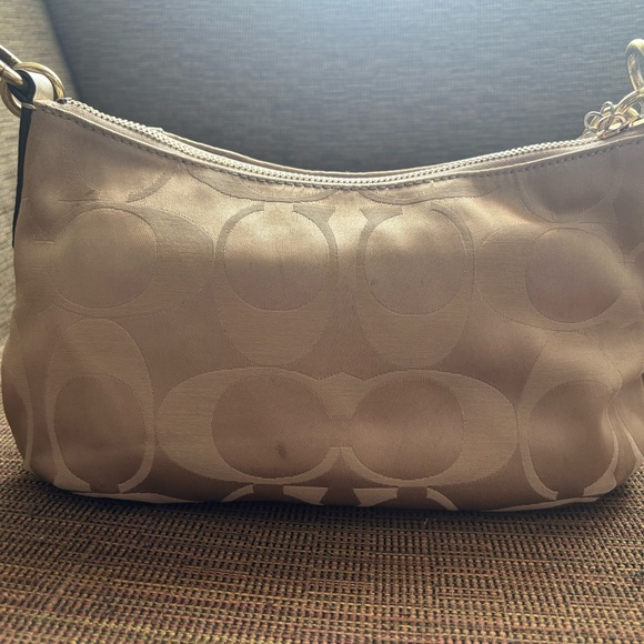 Coach Beige and Gold Shoulder Bag with Gold Accents - Picture 4 of 13